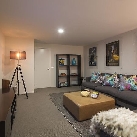 Lakefront Luxury By Amazing Accom クイーンズタウン エクステリア 写真