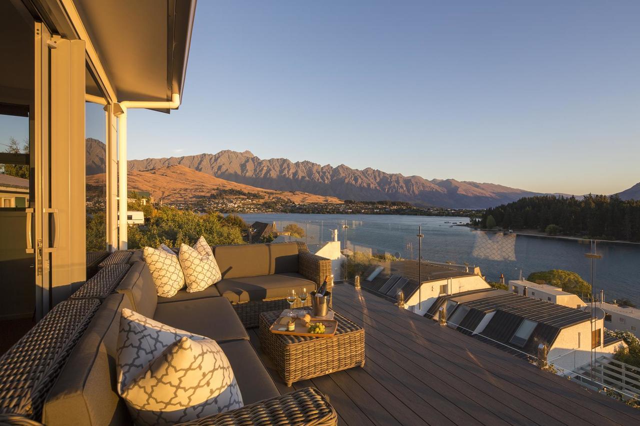 Lakefront Luxury By Amazing Accom クイーンズタウン エクステリア 写真